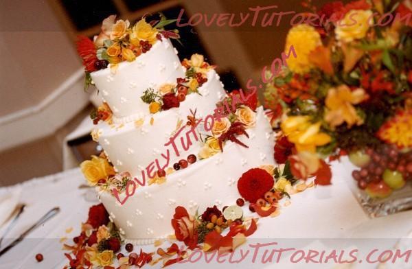 Название: cake-decorated-with-fall-colored-flowers-and-fruit-portland-golf-club-francoise-weeks.jpg
Просмотров: 30

Размер: 69.3 Кб