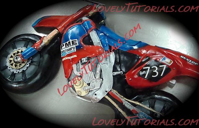 Название: honda cfr motorcycle cake by debbiedoescakes.jpg
Просмотров: 3
Размер: 84.7 Кб